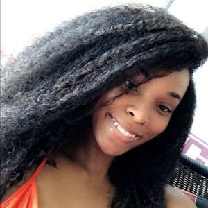 Meet your Posher, Kiara